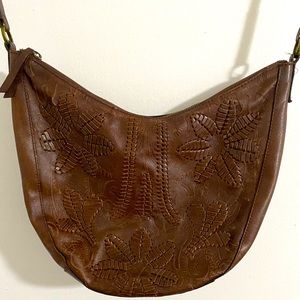Lucky Brand Black Leather Embroidered Floral Purse Crossbody Bag